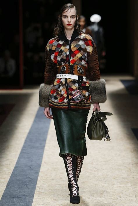 prada moda 2015|prada rtw fall 2016 review.